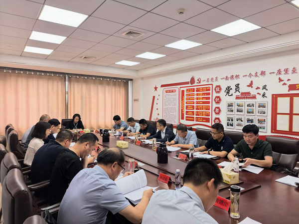 深学细悟强根基实干笃行惠民生——市医保局召开党组理论学习中心组专题学会